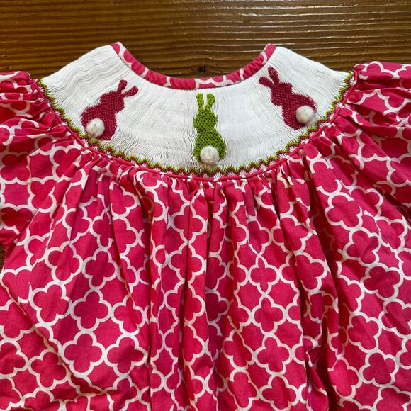 Debbie Dabble pink white short sleeve bunny spring smocked dress SIZE 24M - Picture 2 of 5